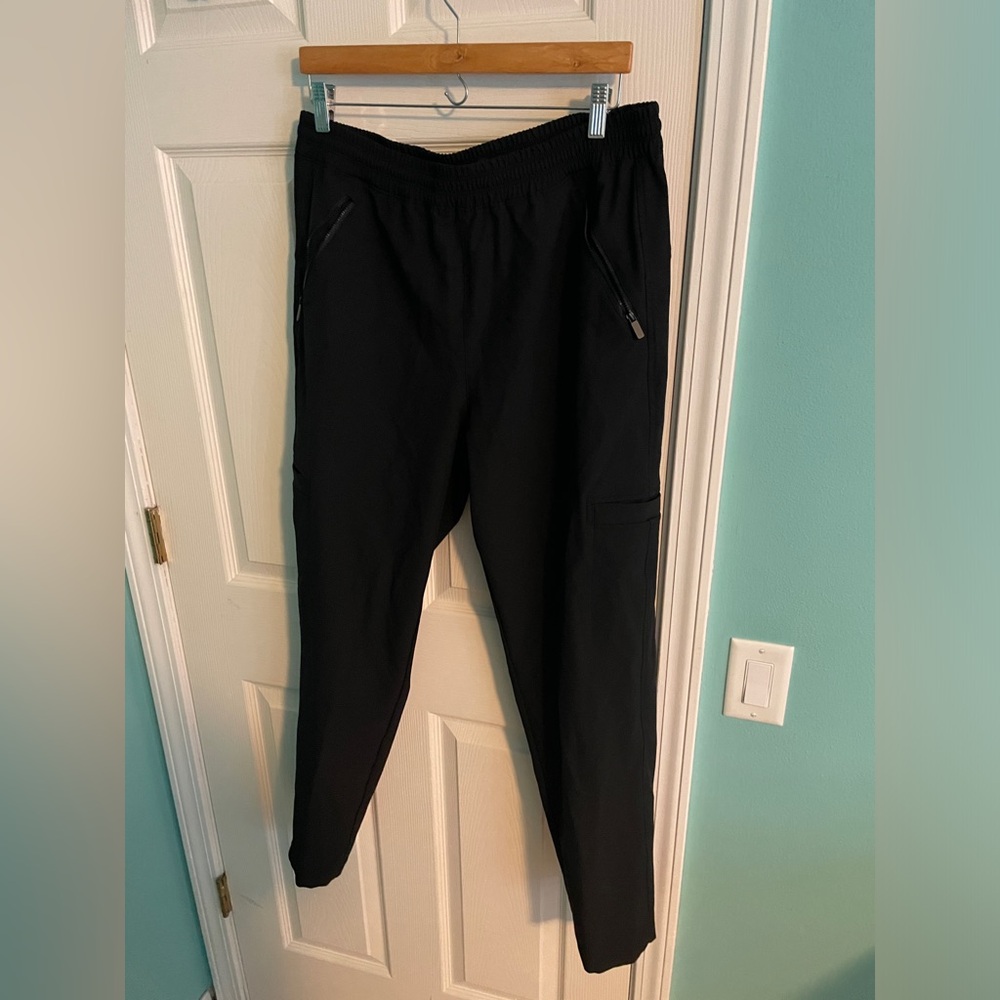 Old Navy Stretchtech Cargo pants